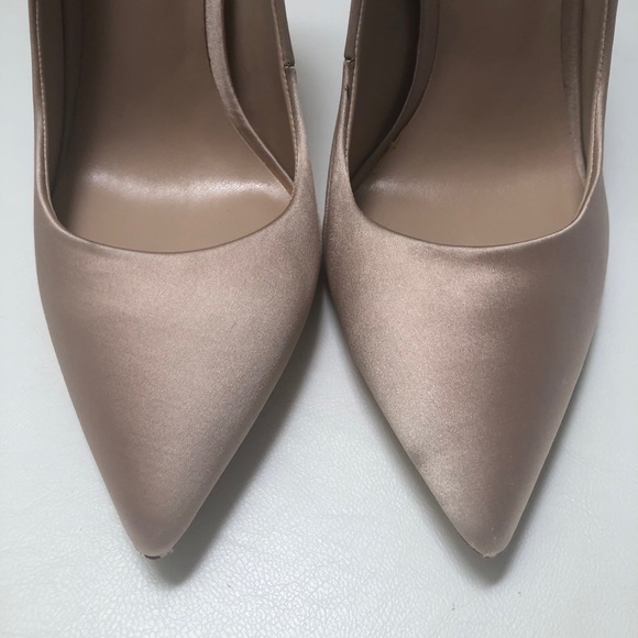 ALDO Satin Tan shoes - Picture 2 of 10